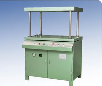 Máy ép hai chiều sử dụng xi lanh thủy lực kép để giữ hình dạng vỏ